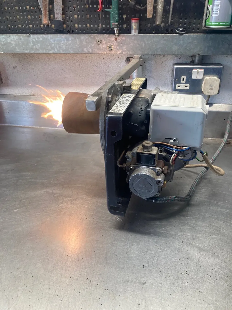 Oil Burners - Image 2