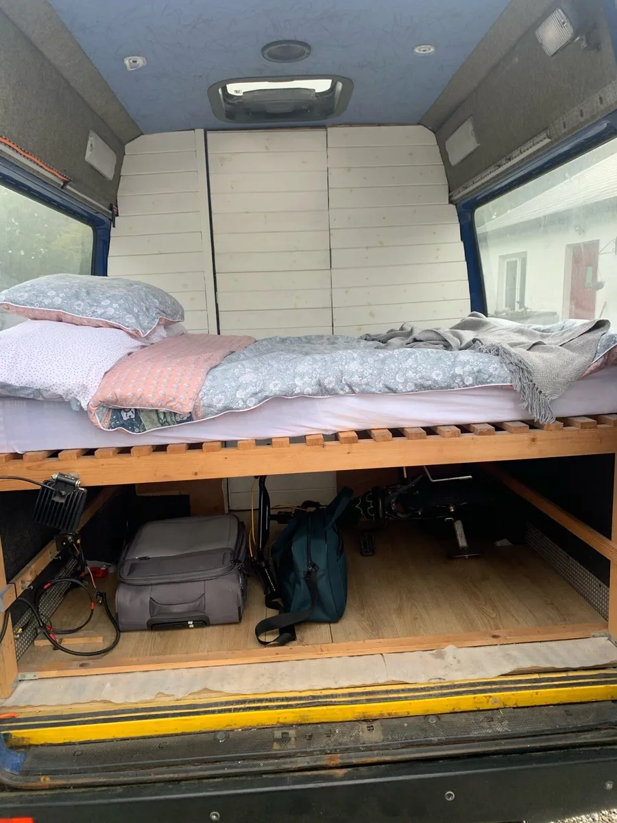 Mercedes starter camper conversion - Image 4