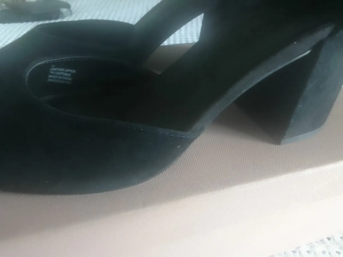 CARVELA BLACK SUEDE LEATHER STRAPPY SHOES 6 - Image 3