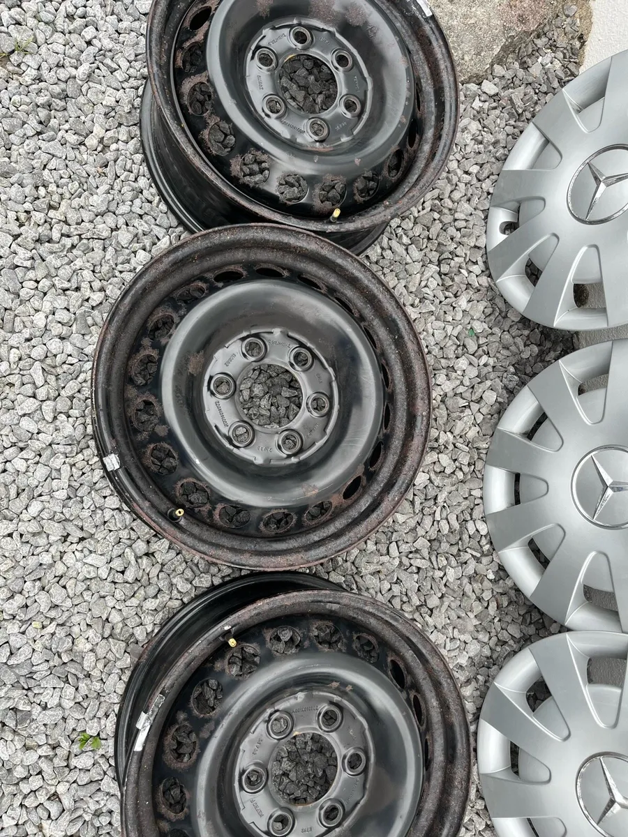 16” sprinter wheels and trims - Image 2