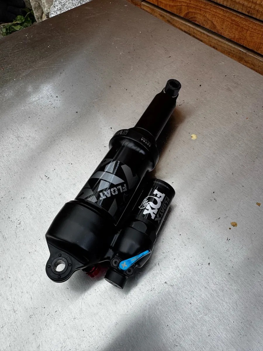 Mountain Bike Rear Shock - Image 1