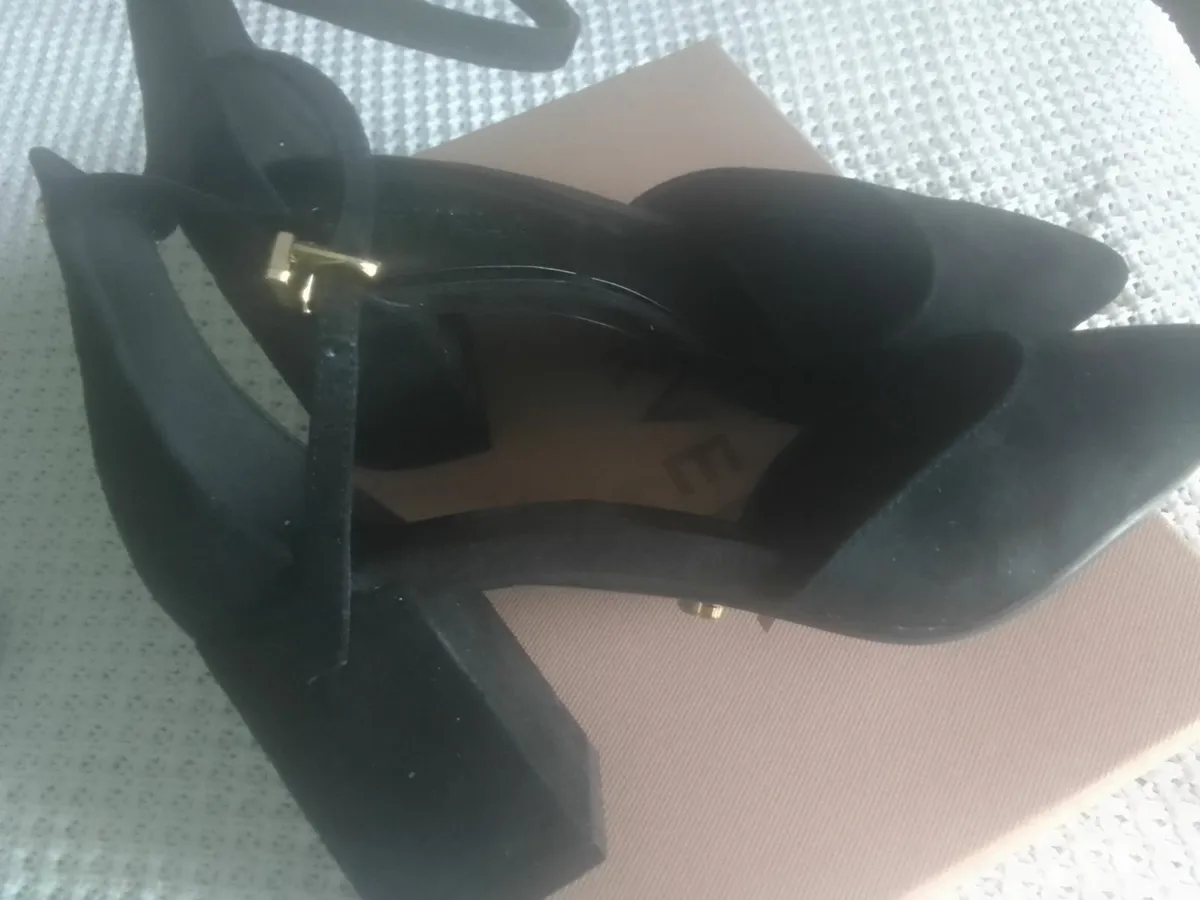 CARVELA BLACK SUEDE LEATHER STRAPPY SHOES 6 - Image 1
