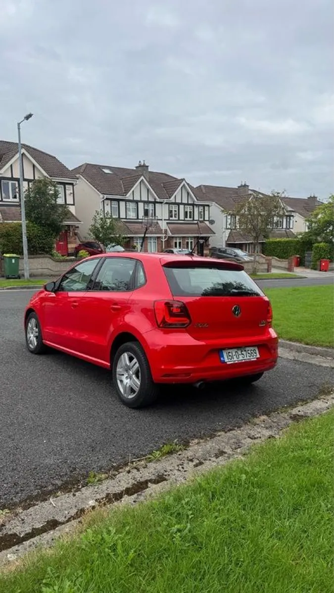 2015 Volkswagen Polo - Image 3