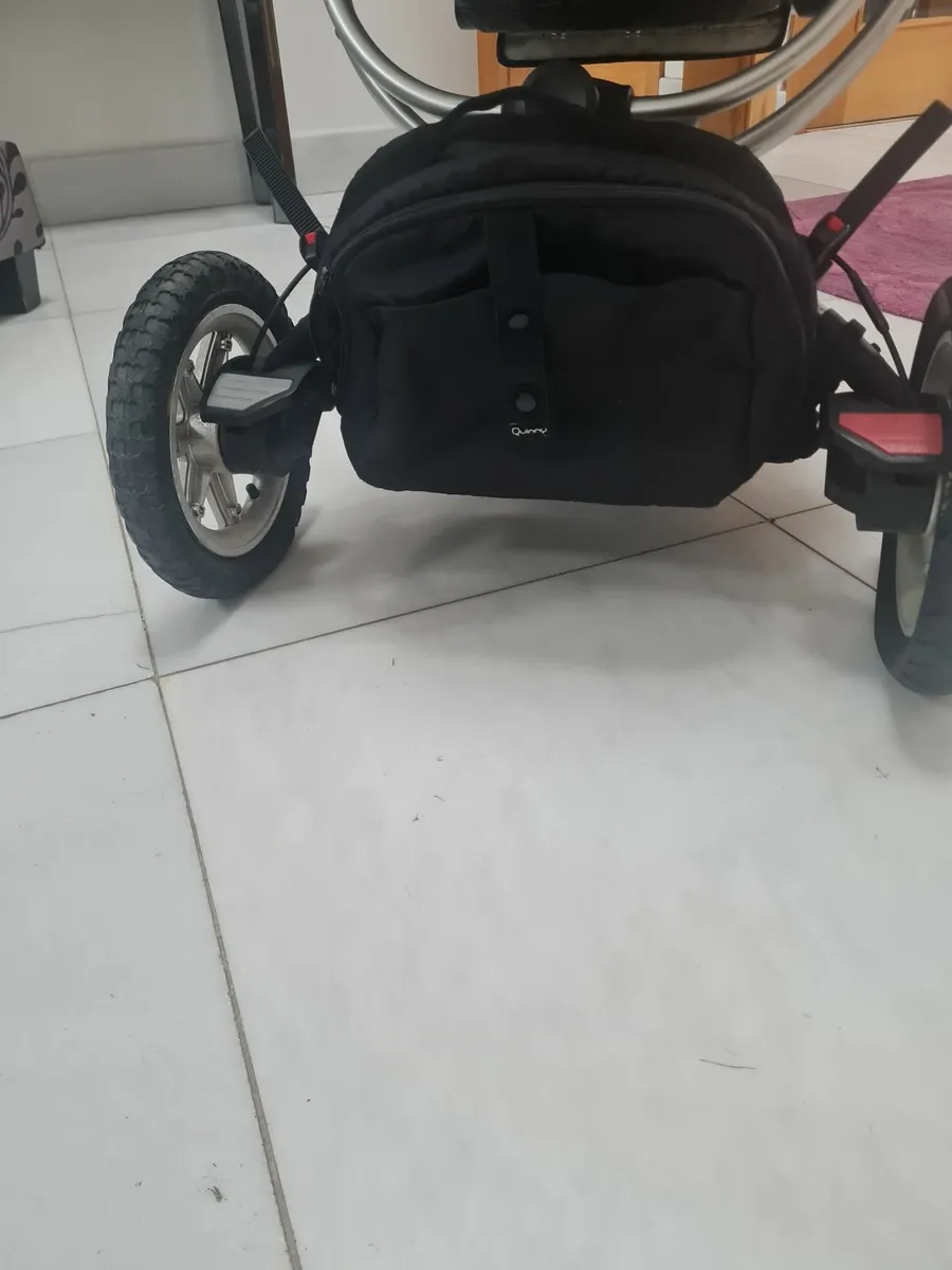 Quinny Pram / Buggy and accessories - Image 2