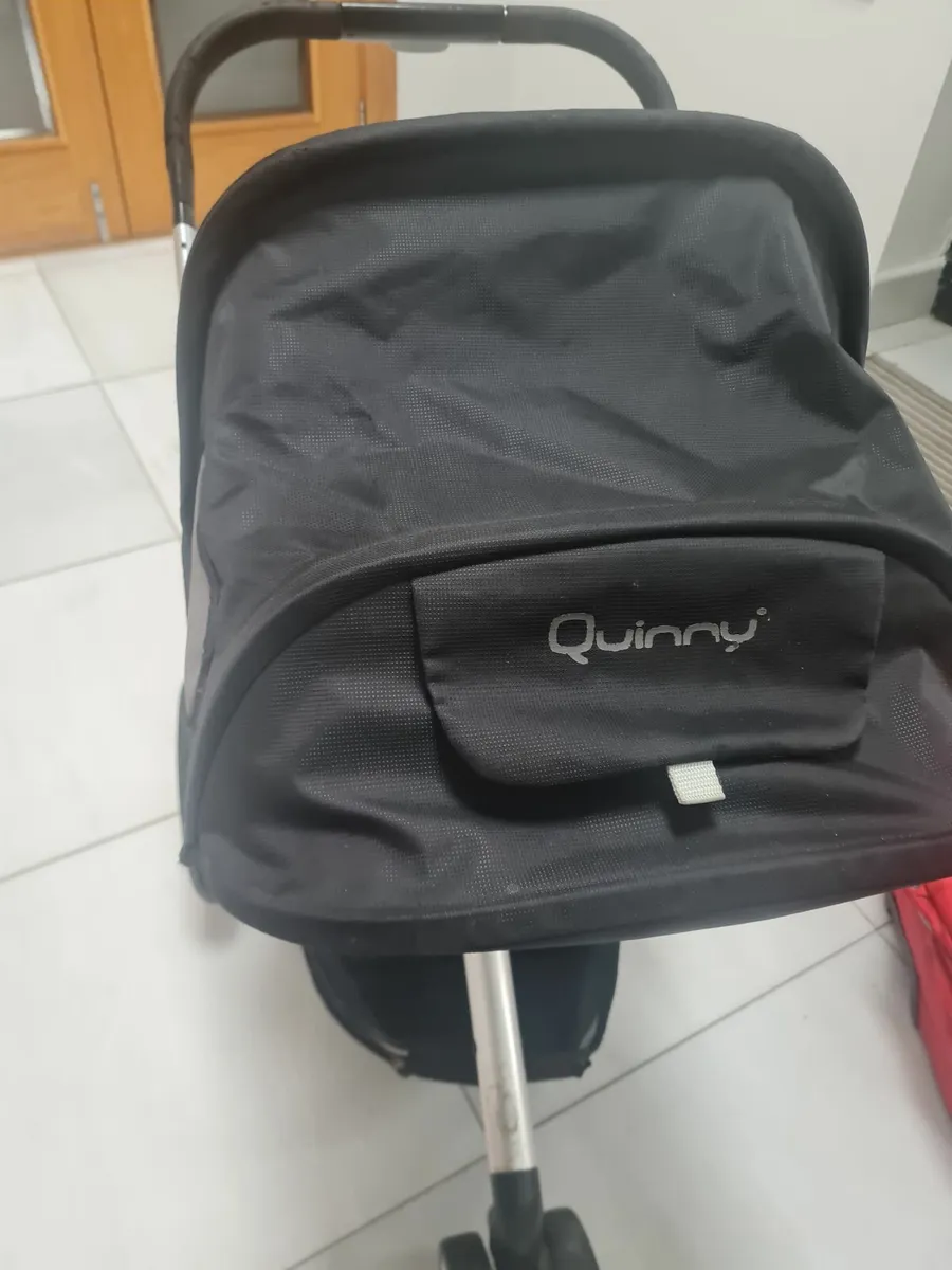 Quinny Pram / Buggy and accessories - Image 3
