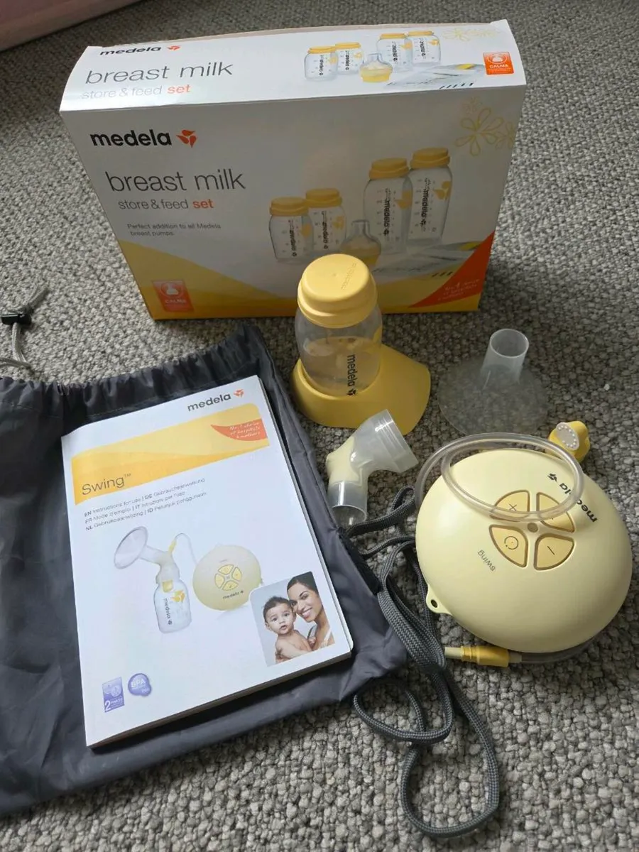Medela Swing breastpump and store set