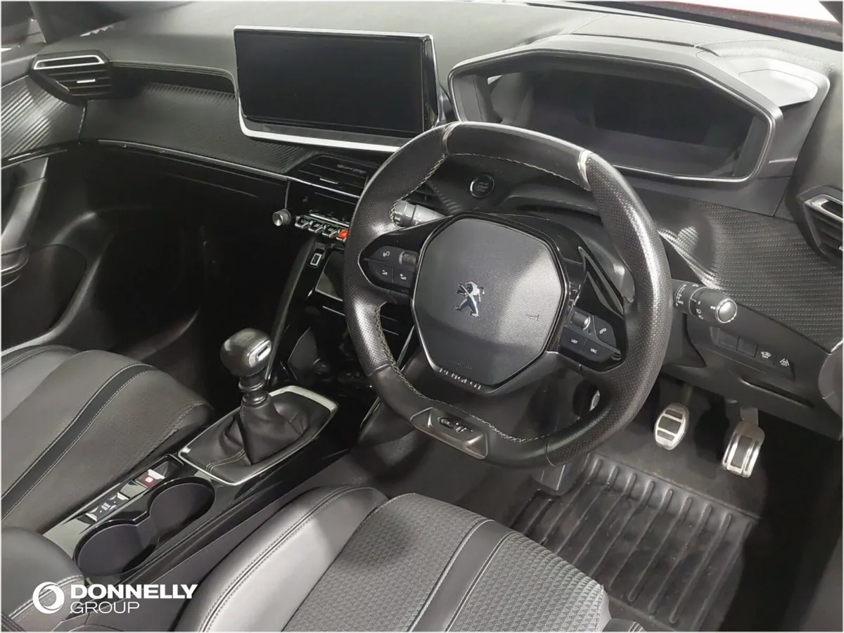 Peugeot 2008 Diesel Estate GT Line - Image 4