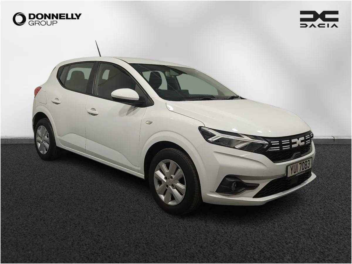 Dacia Sandero Hatchback Expression - Image 1
