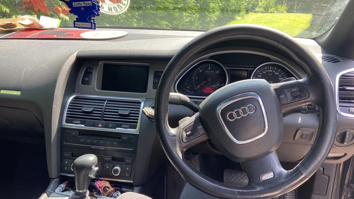 Audi Q7 Limited edition - Image 2