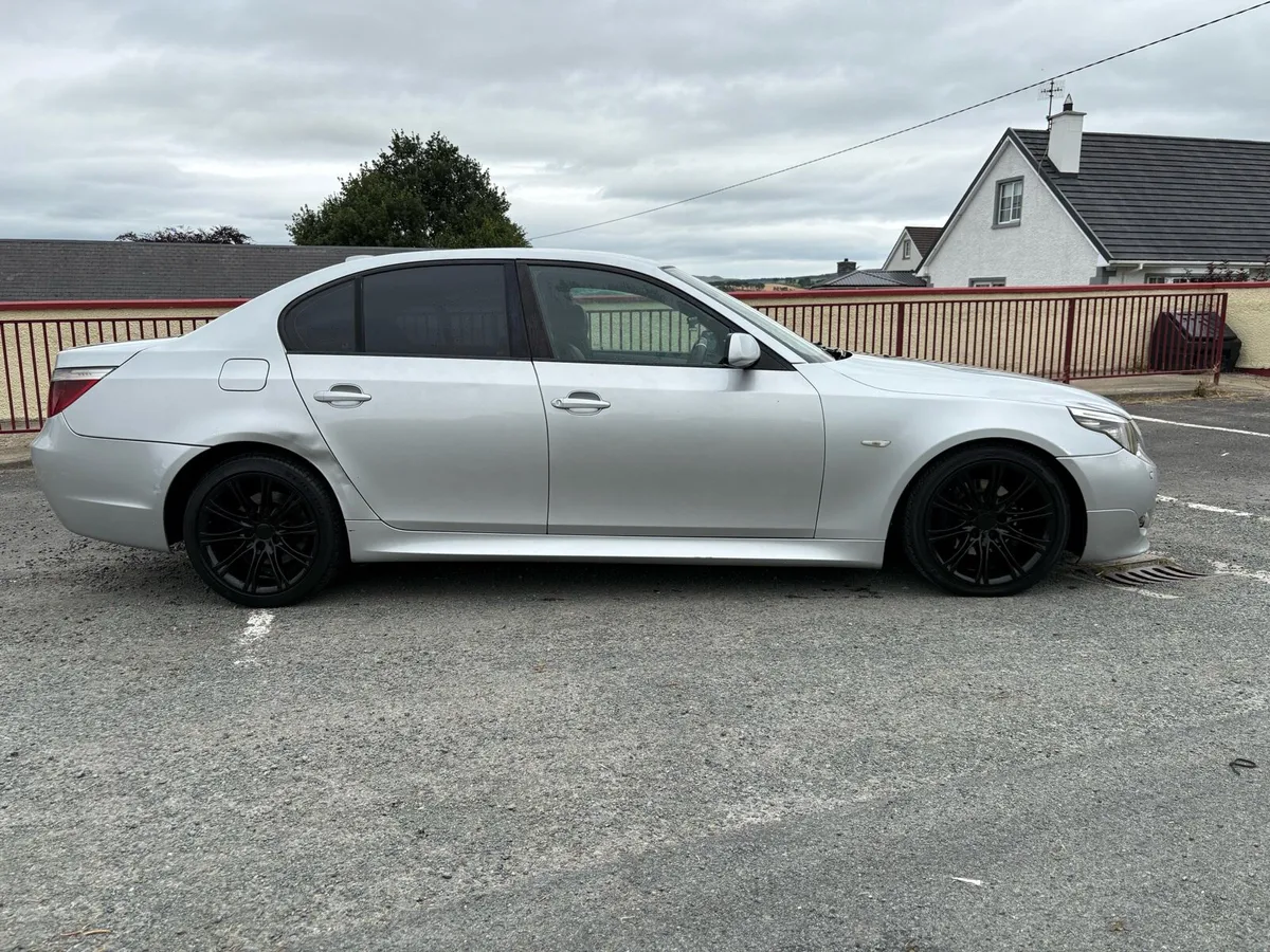 2009 BMW 520D SPORT - Image 2