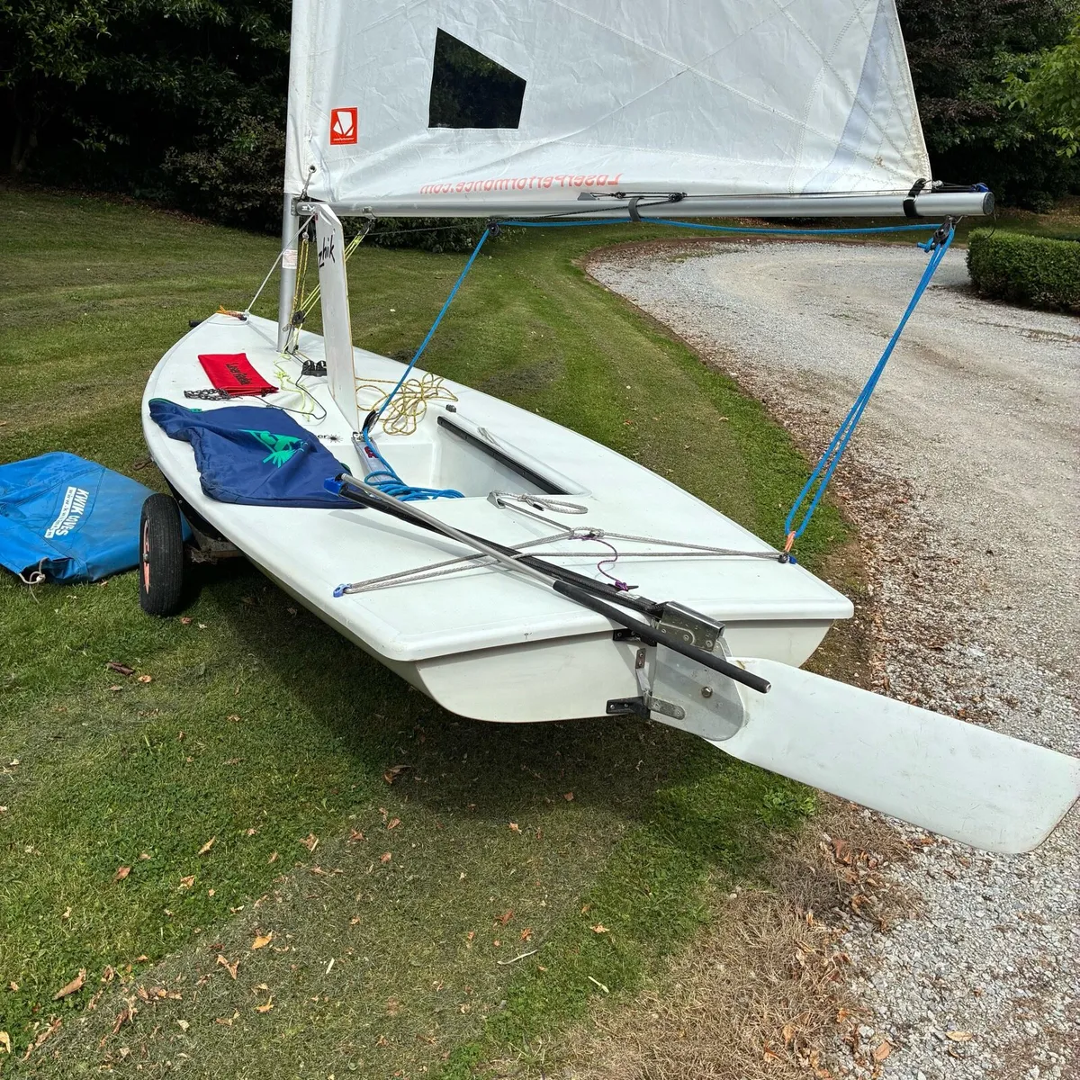 Laser Radial - ILCA6 with launching trolley - Image 3