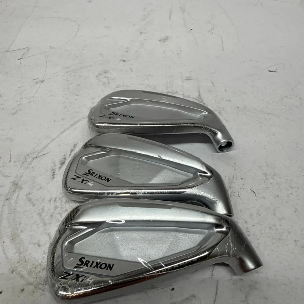 Srixon ZXi4 7 Iron Right Handed Head - Image 1