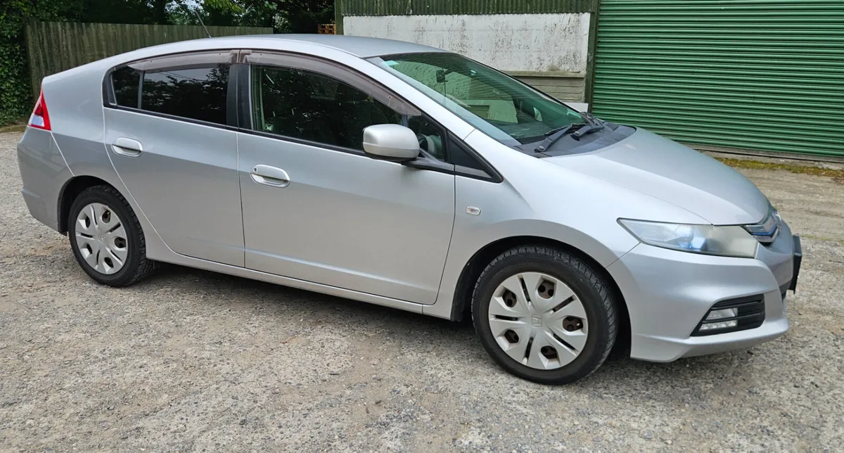 Honda Insight 1.4 i-VTEC Hybrid SE Automatic - Image 3