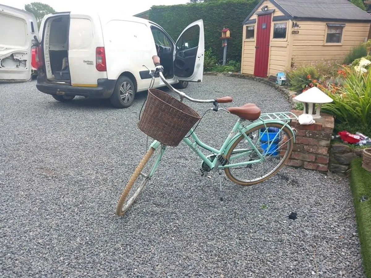 Pendleton somerby ladies bike - Image 2
