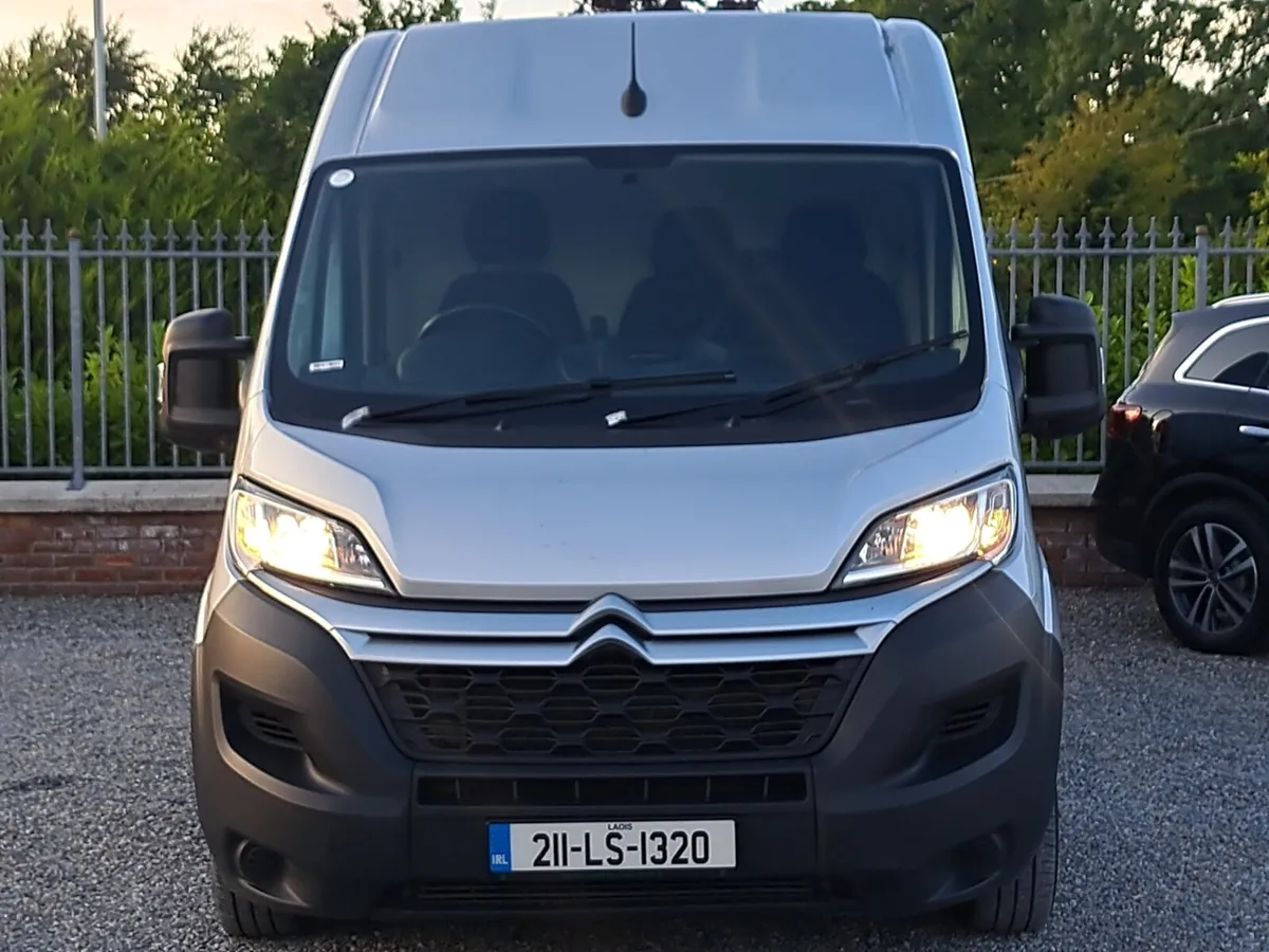 Citroen Relay L3H2 Van would be ideal campervan - Image 1