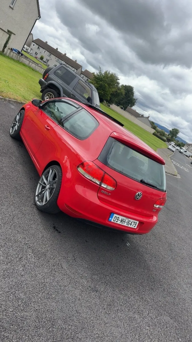 1.6 diesel sunroof golf - Image 2