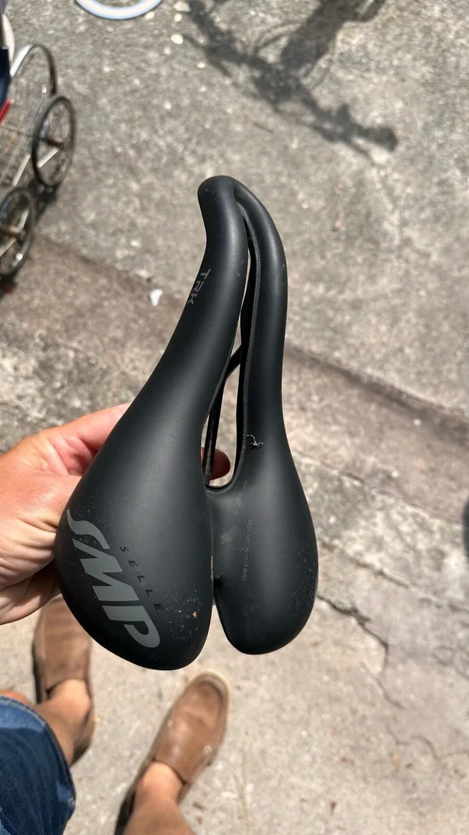 Bike seats/ saddles - Image 1