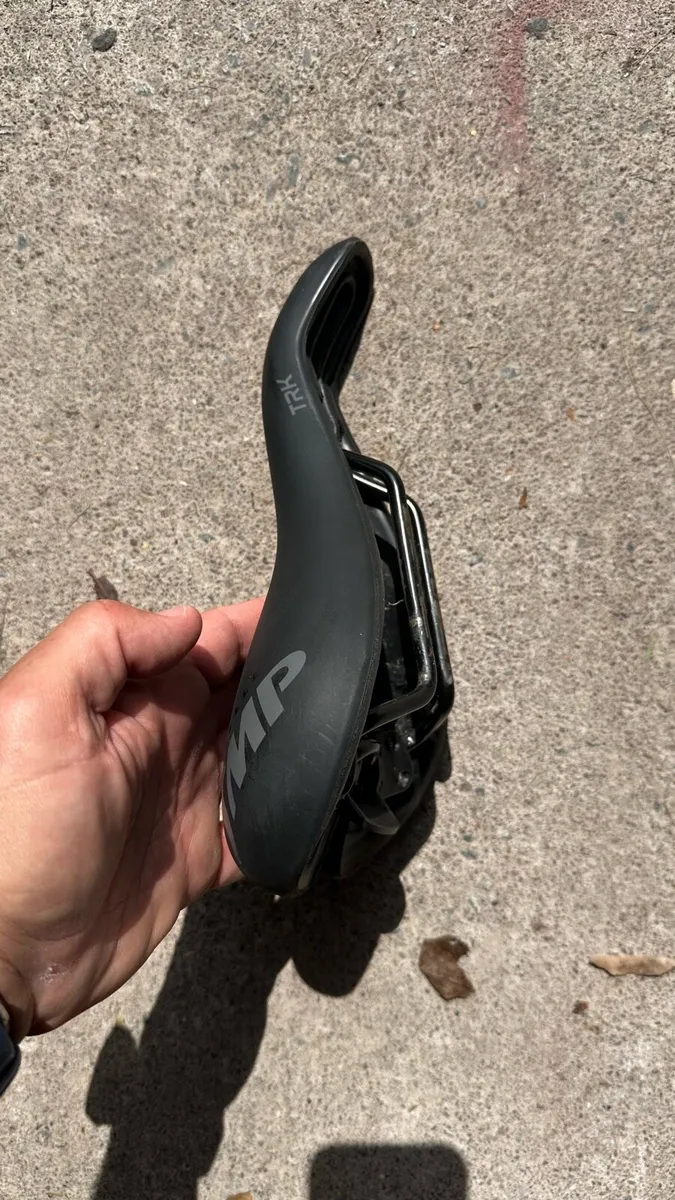 Bike seats/ saddles - Image 2