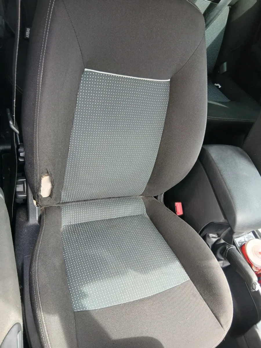 Ford Mondeo - Image 4