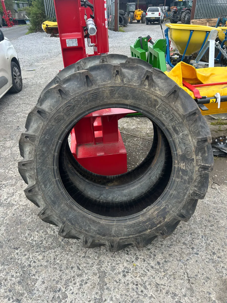 2x Ornet 12.4 R28 Tyres - Image 2