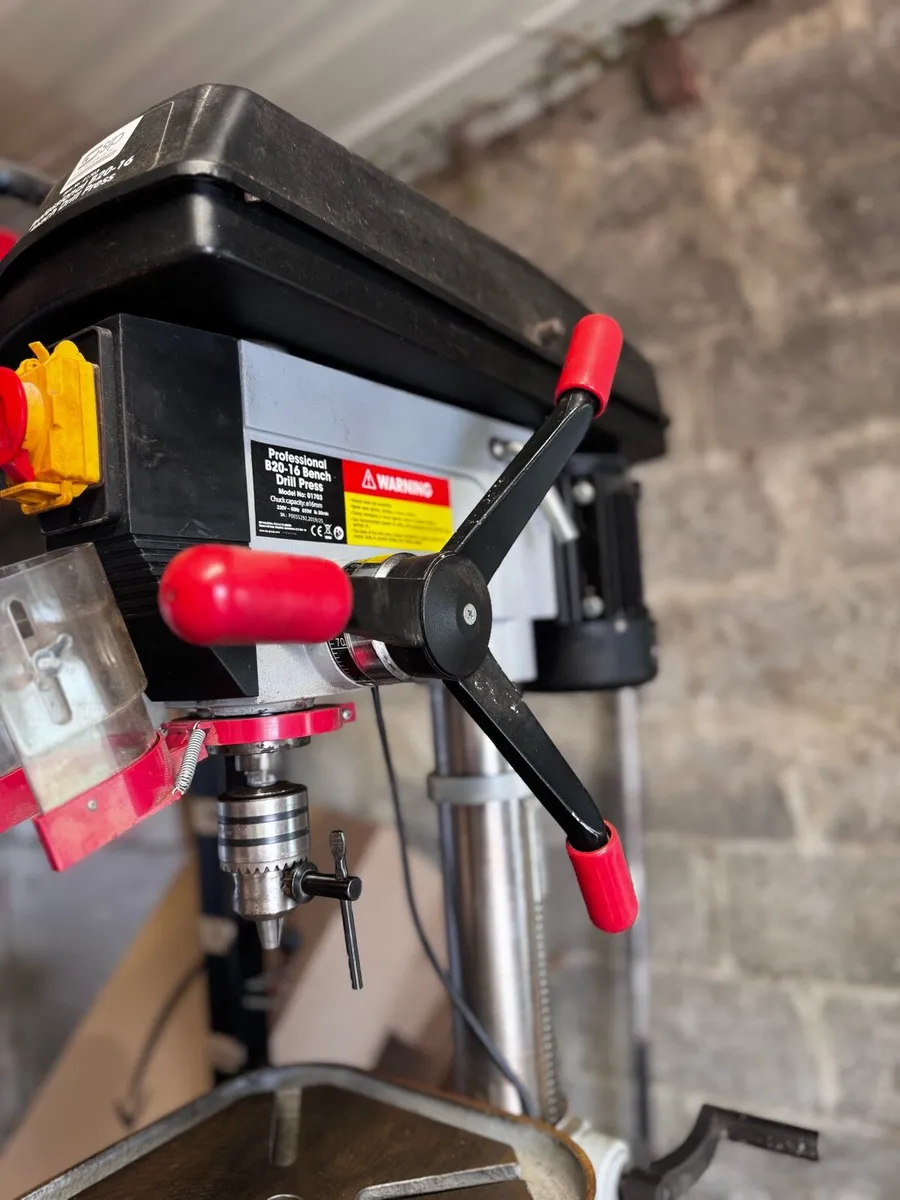 SIP B20-16 Professional Bench Pillar Drill - Image 4