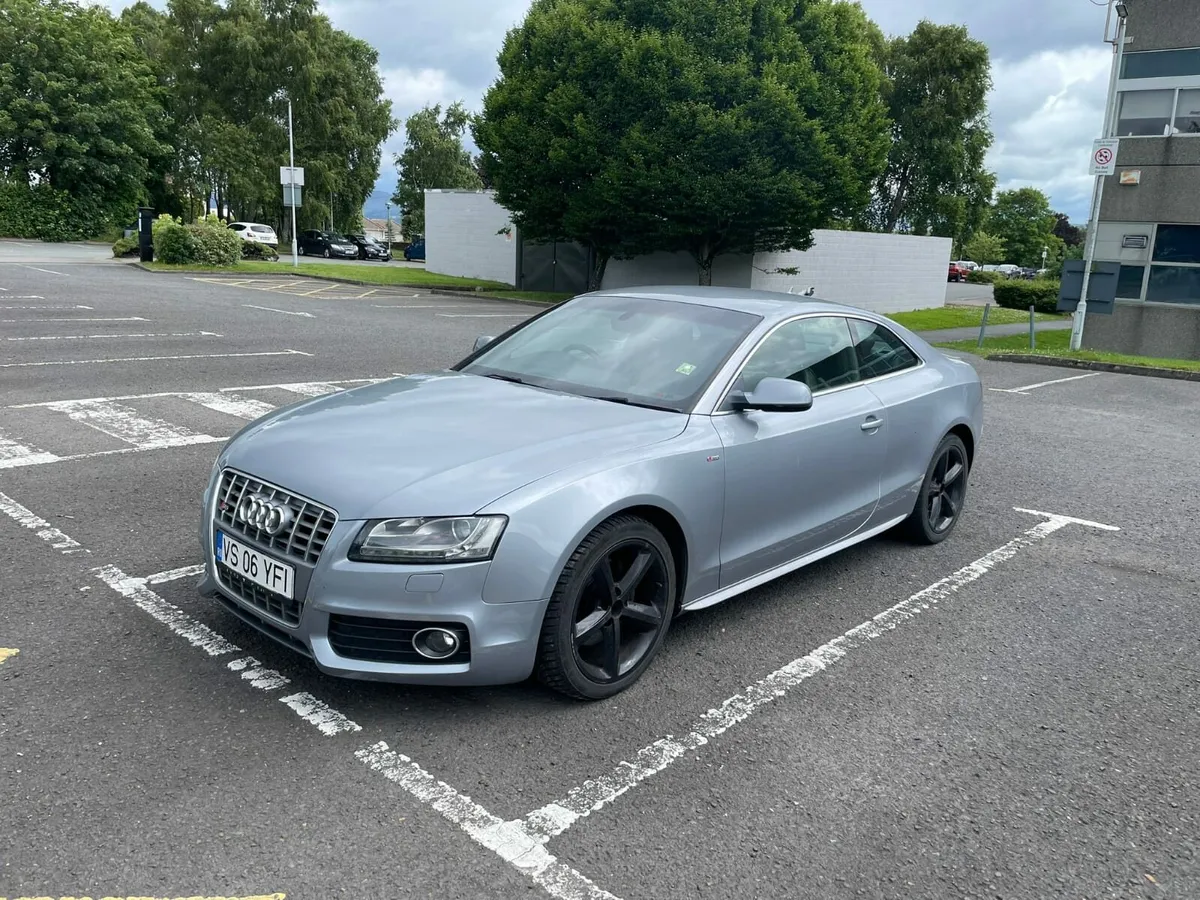 2011 audi A5 Romania reg €1950 - Image 1