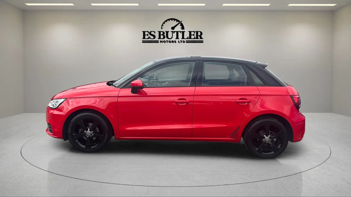2016 Audi A1 1.0L AUTO 2TONE/ ONLY 66,145KMS - Image 2