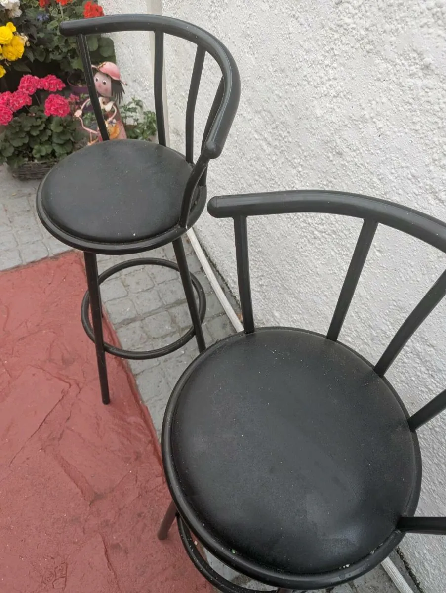 High Stools - Image 3