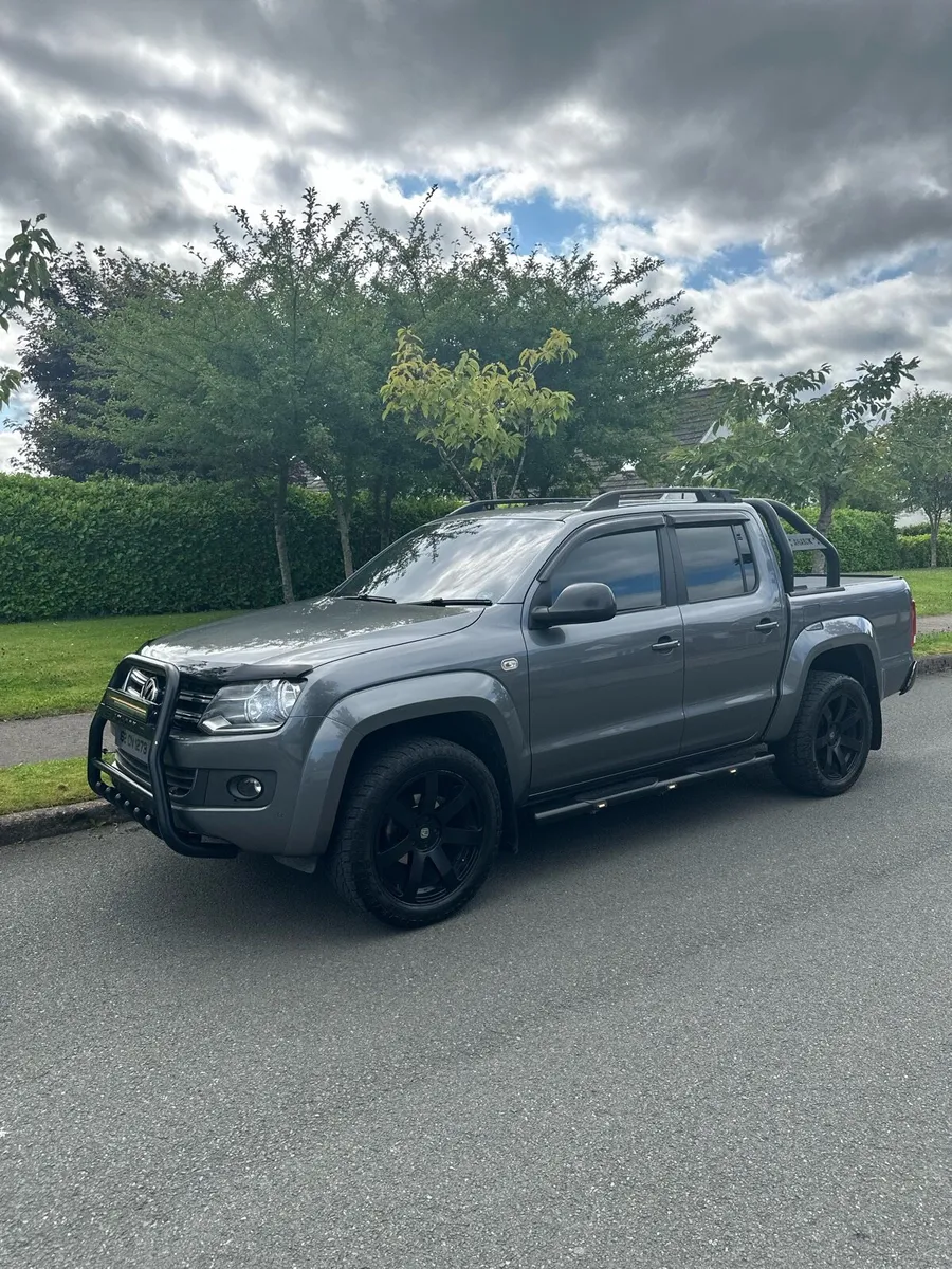 Car - Image 1