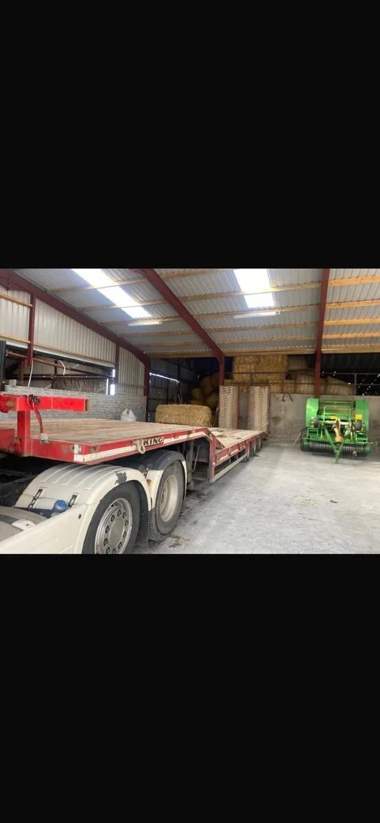 Low loader - Image 1