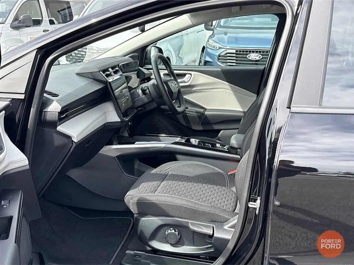 Ford Puma Electric Select - Image 4