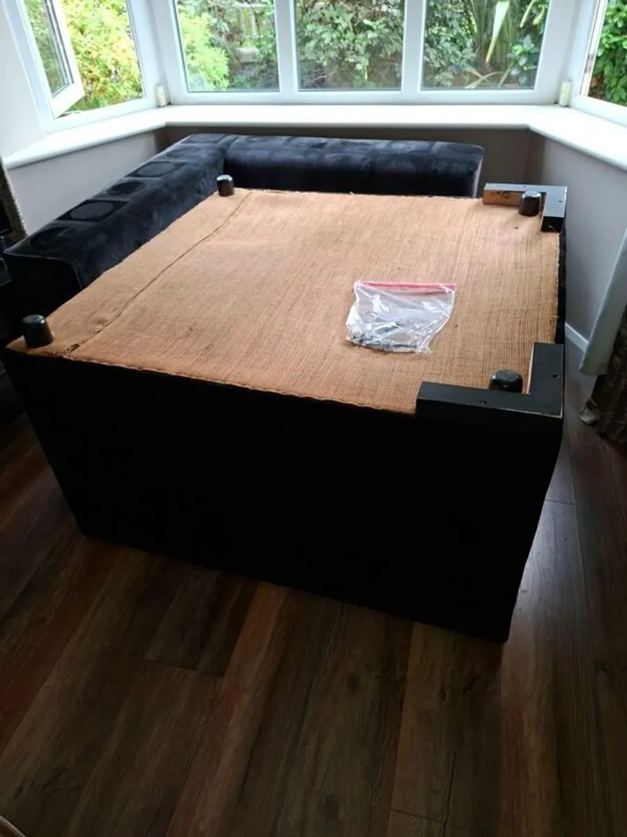 3 Seater Couch - Image 4