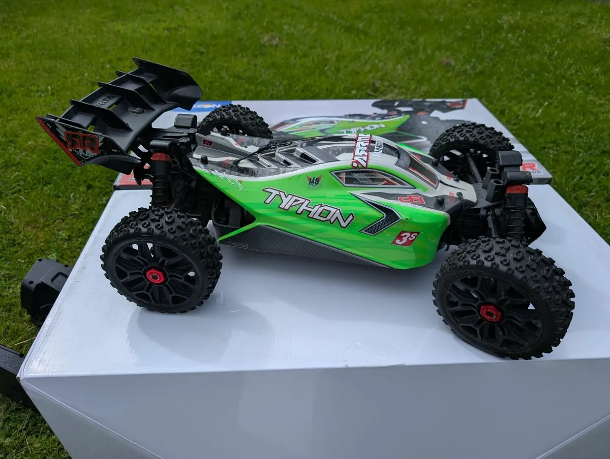 Arma Typhon 4X4 RC Buggy - Image 2