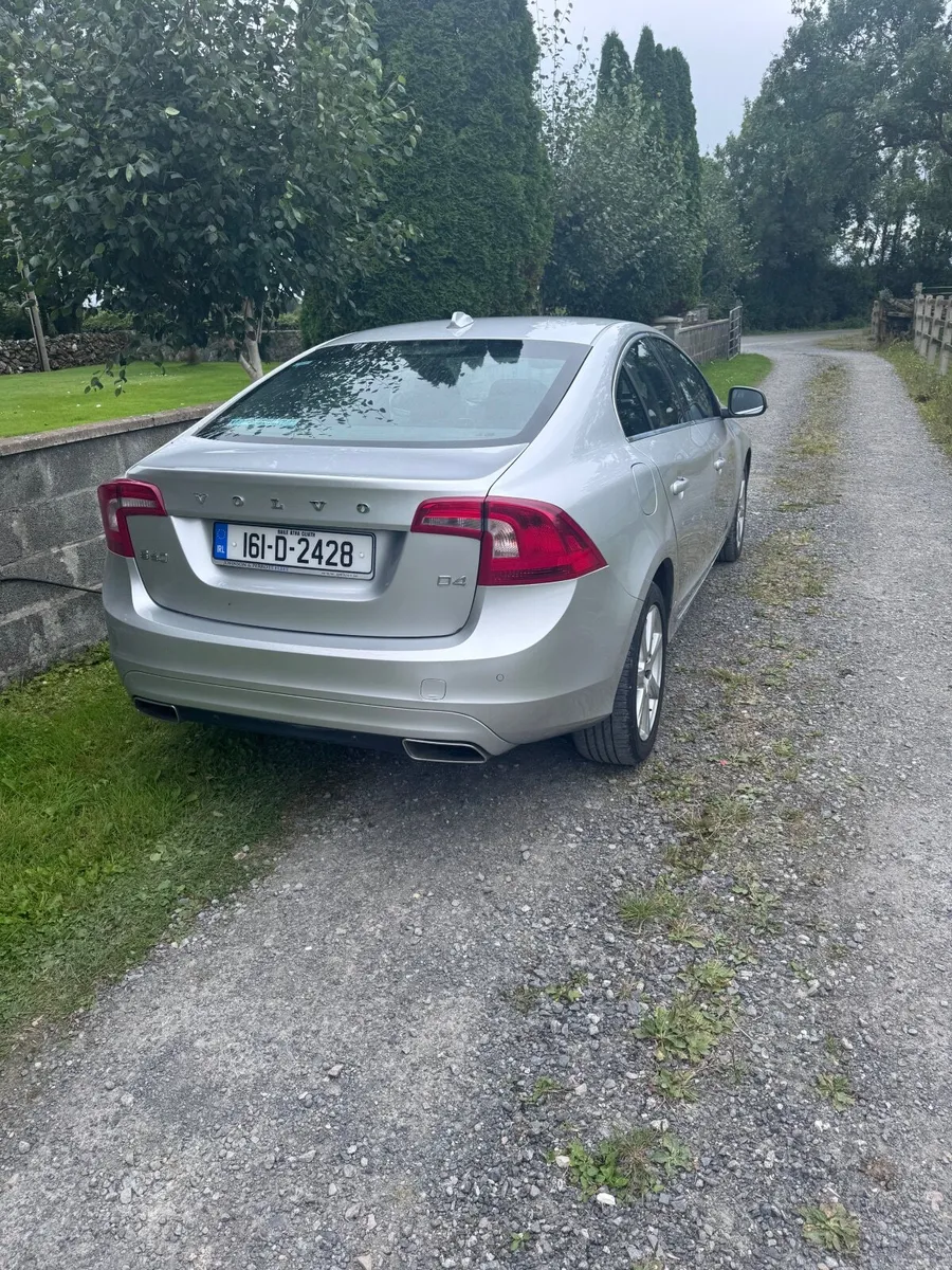 Volvo S60 2016 - Image 1