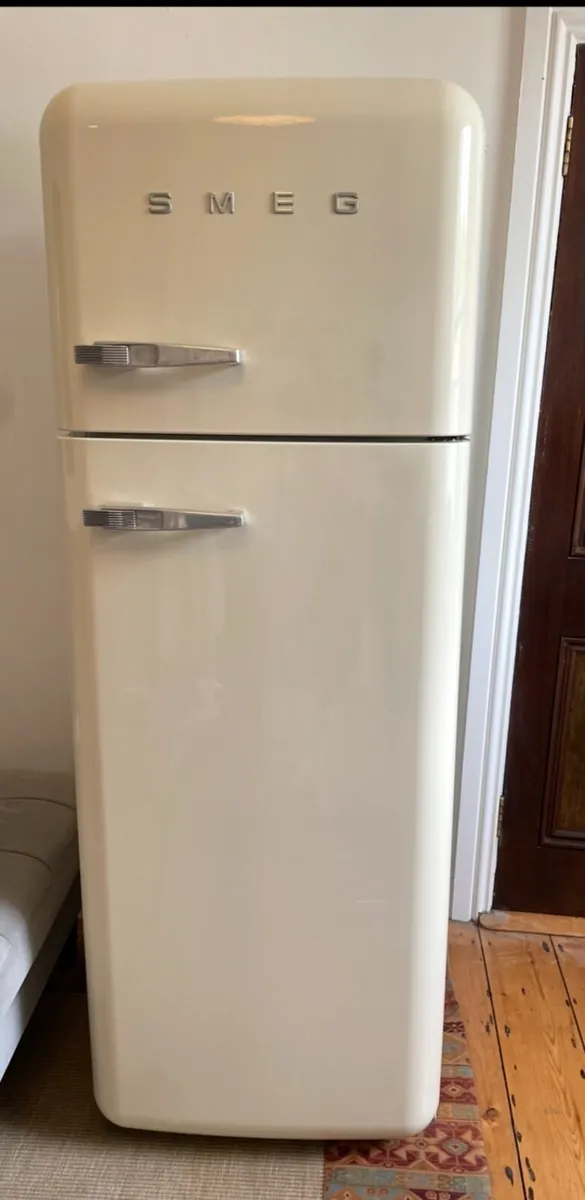Smeg Fridge Freezer - Image 2