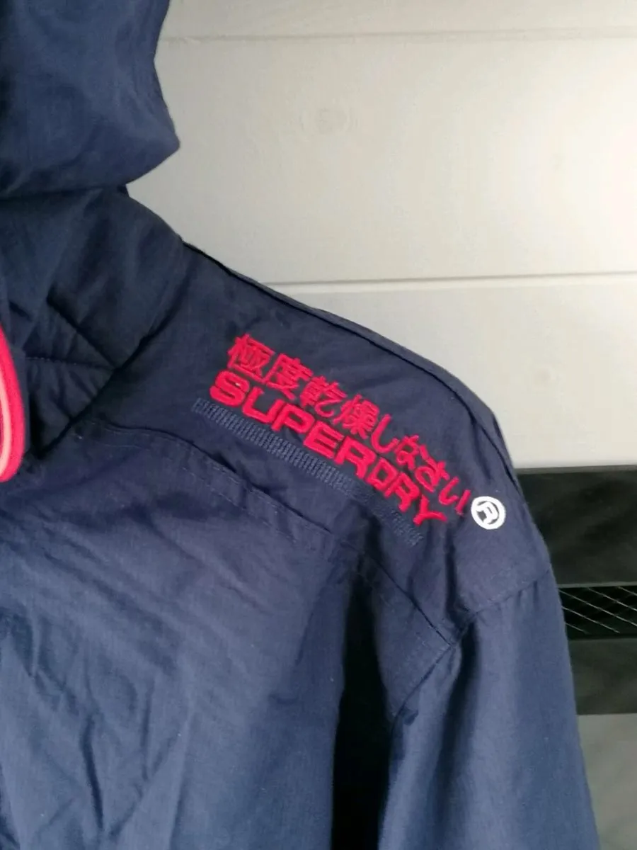 Lovely superdry navy jacket - Image 4