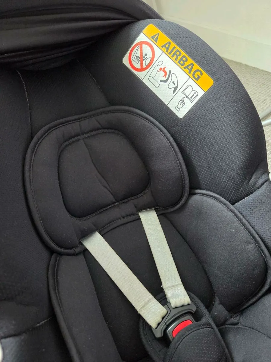 Maxi cosi cabriofix isize - Image 2