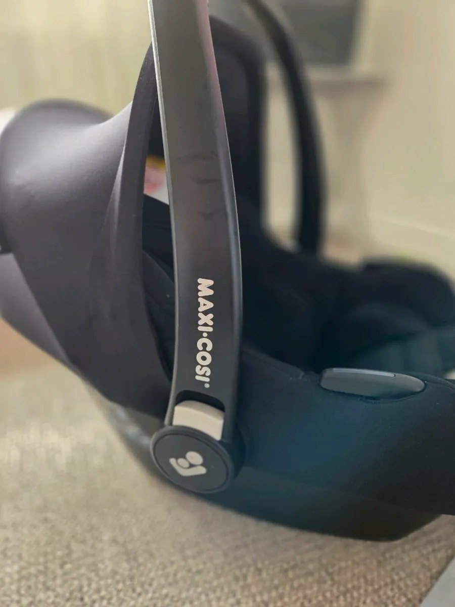 Maxi cosi cabriofix isize - Image 4