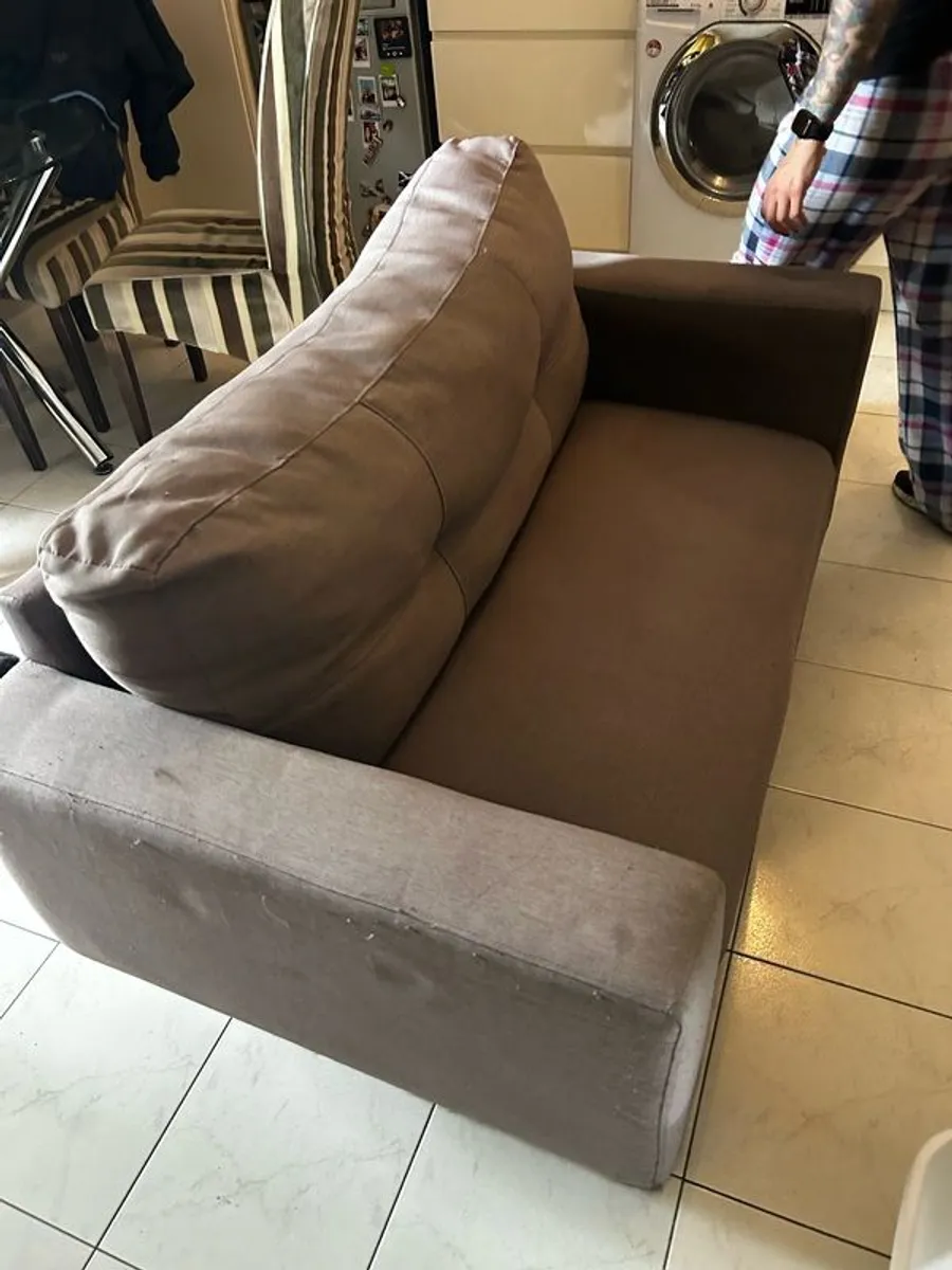 Couch - Image 3