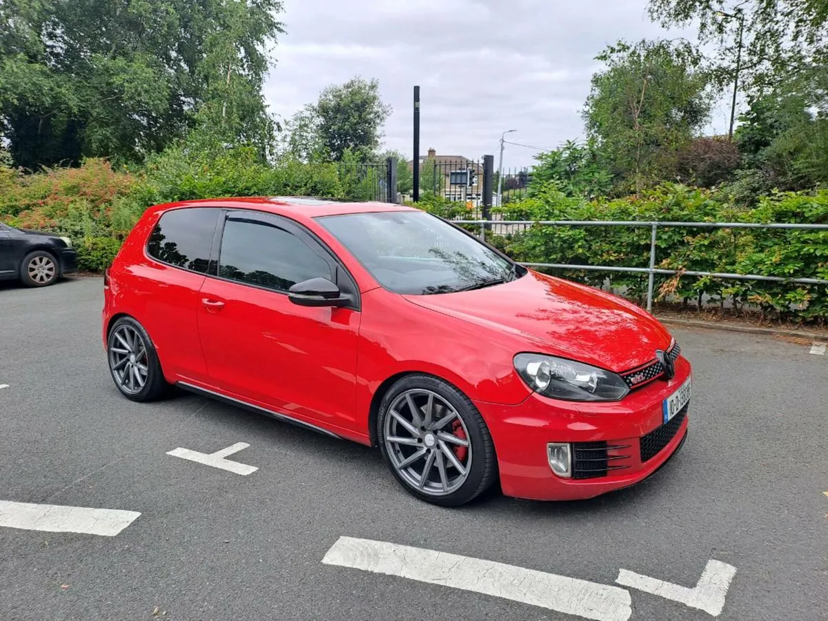 Golf gti - Image 2