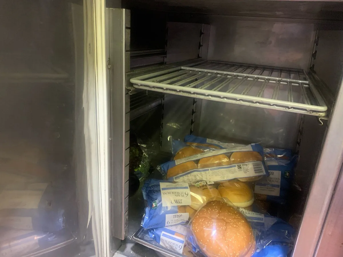 4door counter fridge - Image 2