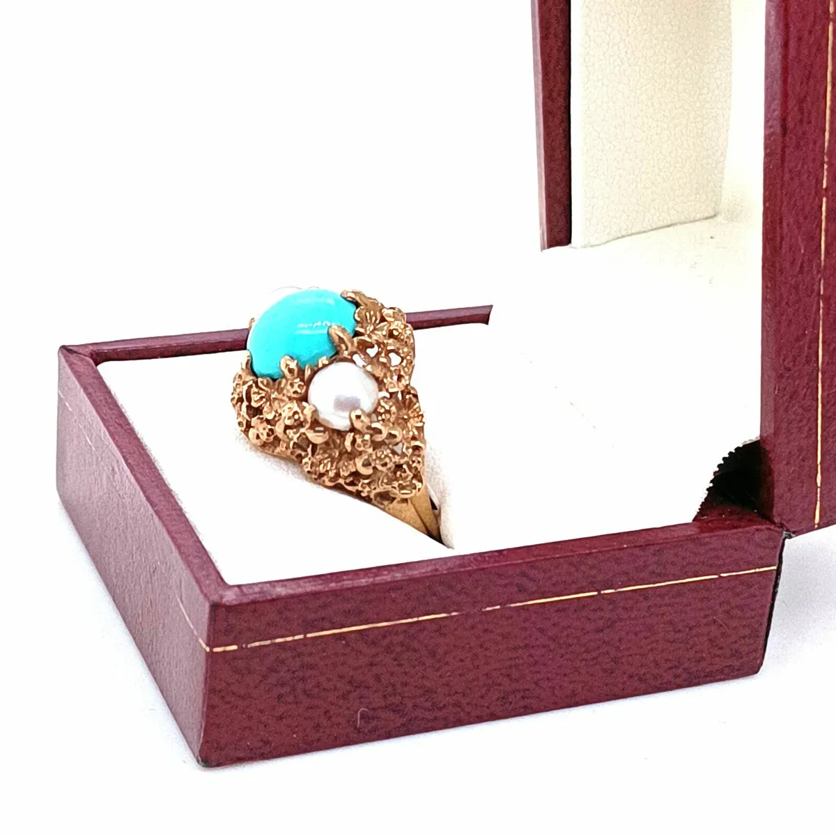 Vintage 9k Turquoise & Pearl, Flower Detail Ring - Image 4