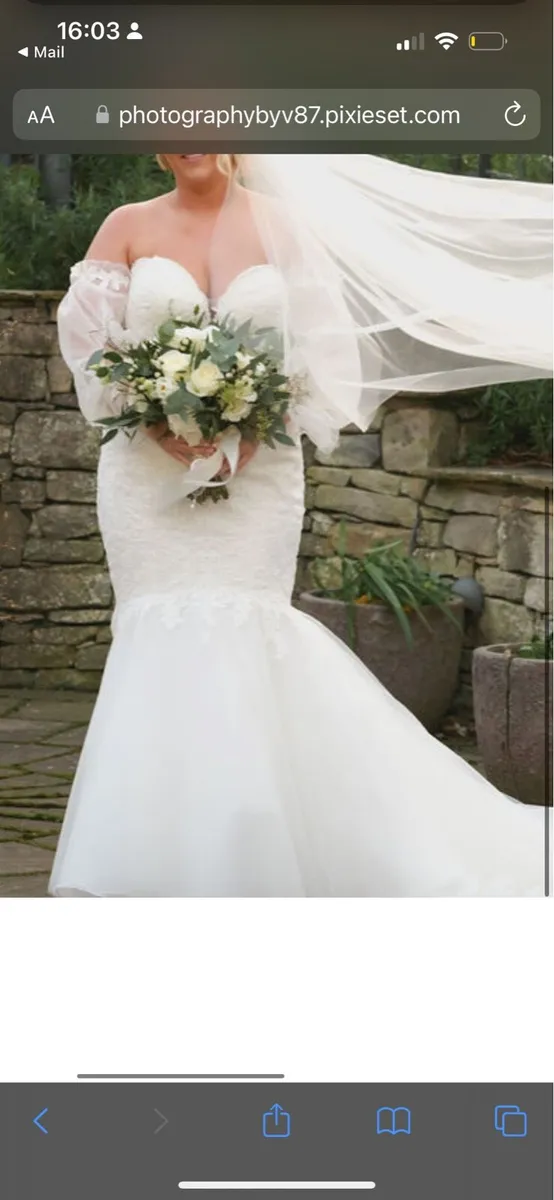 Wedding dress - Image 4