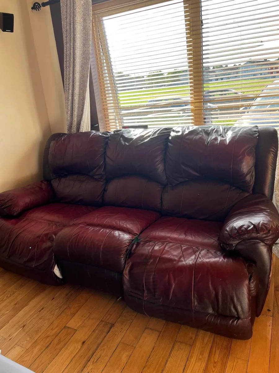 Leather 3 seat sofa - Image 2