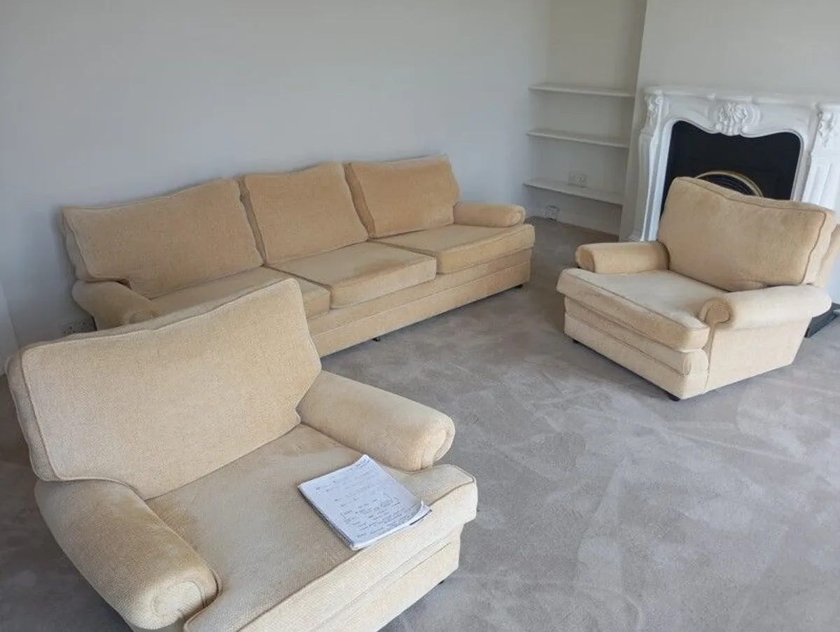 3 seater couch & armchairs free - Image 3