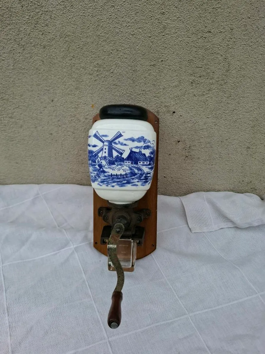 Wall coffee grinder postage possible