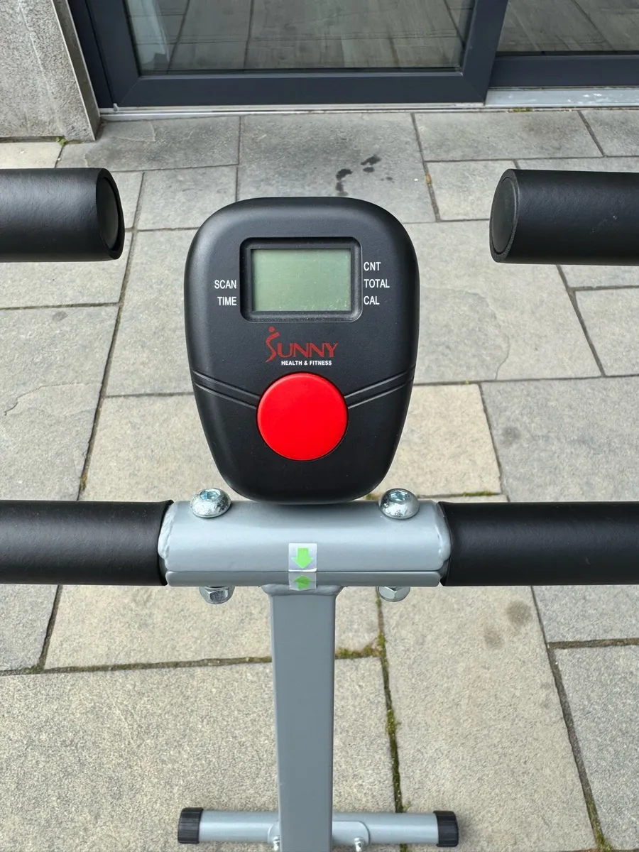 Squat assist row and ride trainer - Image 2