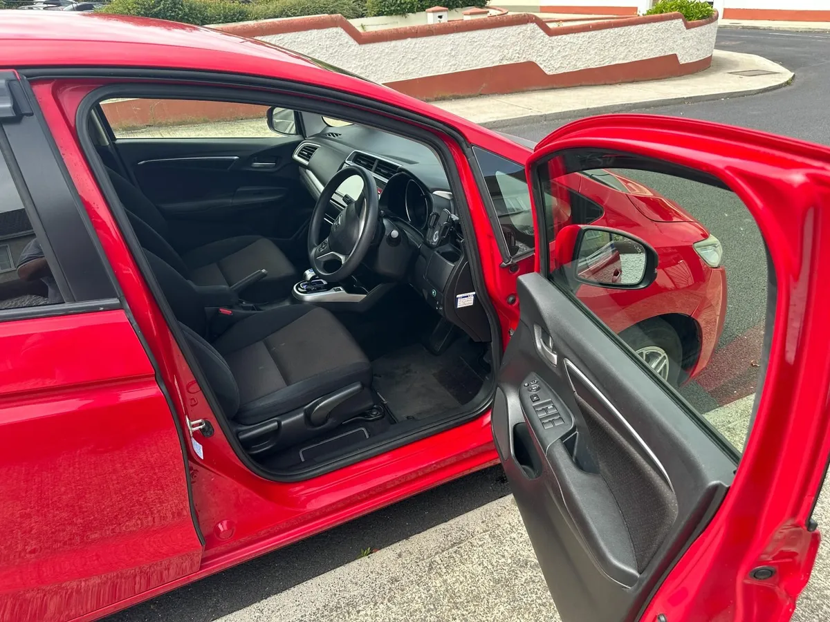 Honda Fit 2014 - Image 4