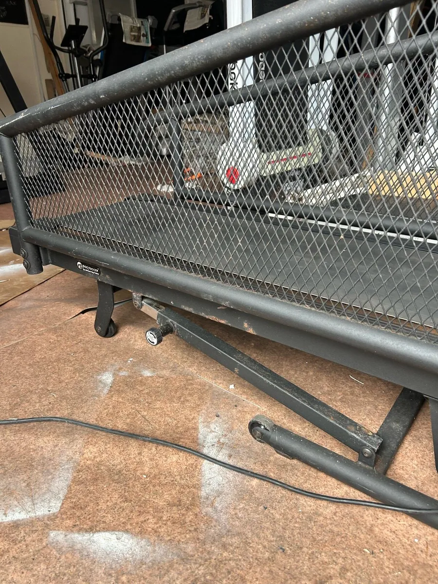 Dog treadmill - Image 1