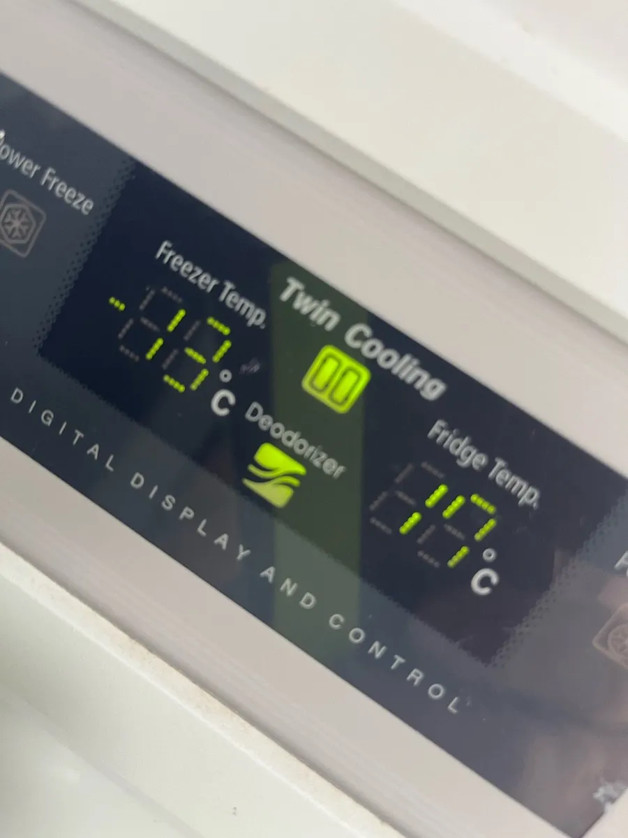 Fridge - Image 2
